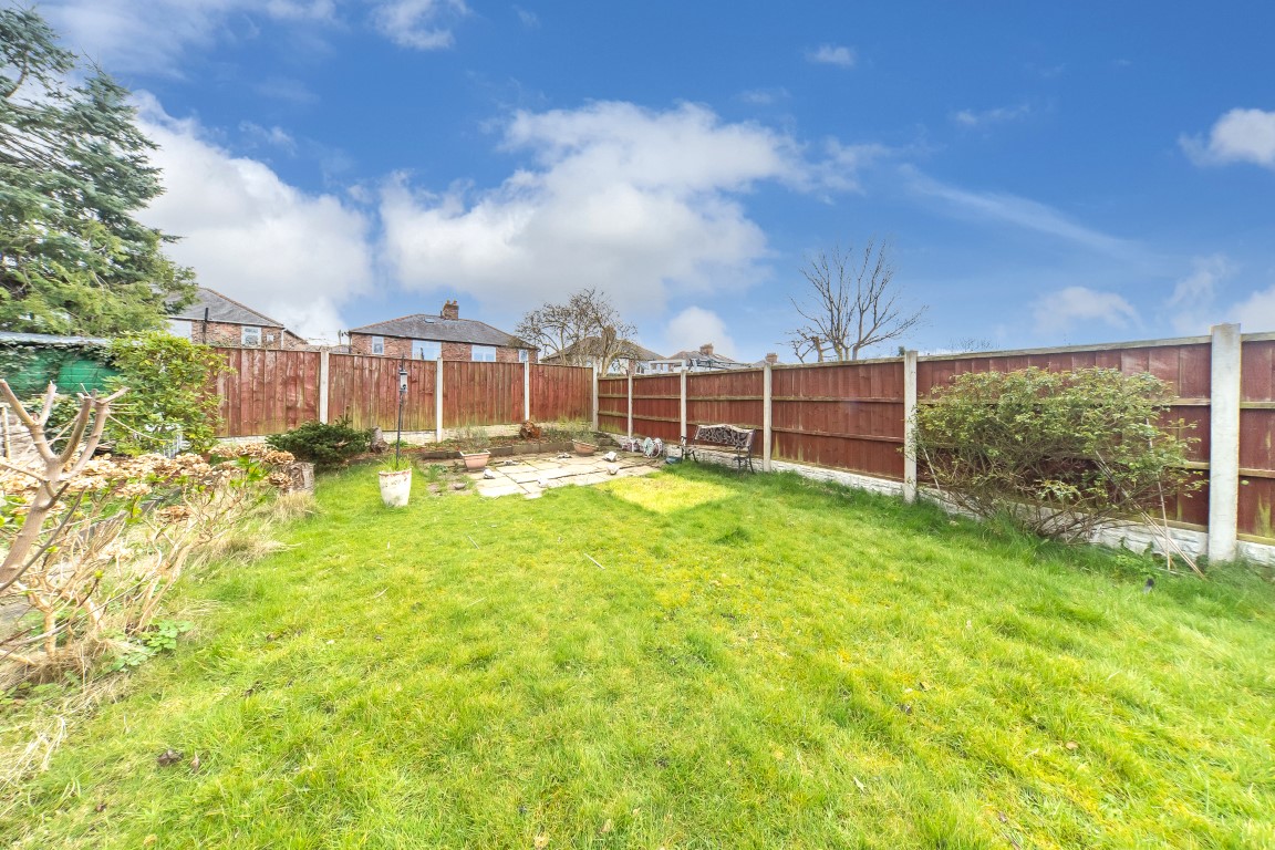 Meredale Road, Mossley Hill, L18 3 Bedroom SemiDetached House For Sale