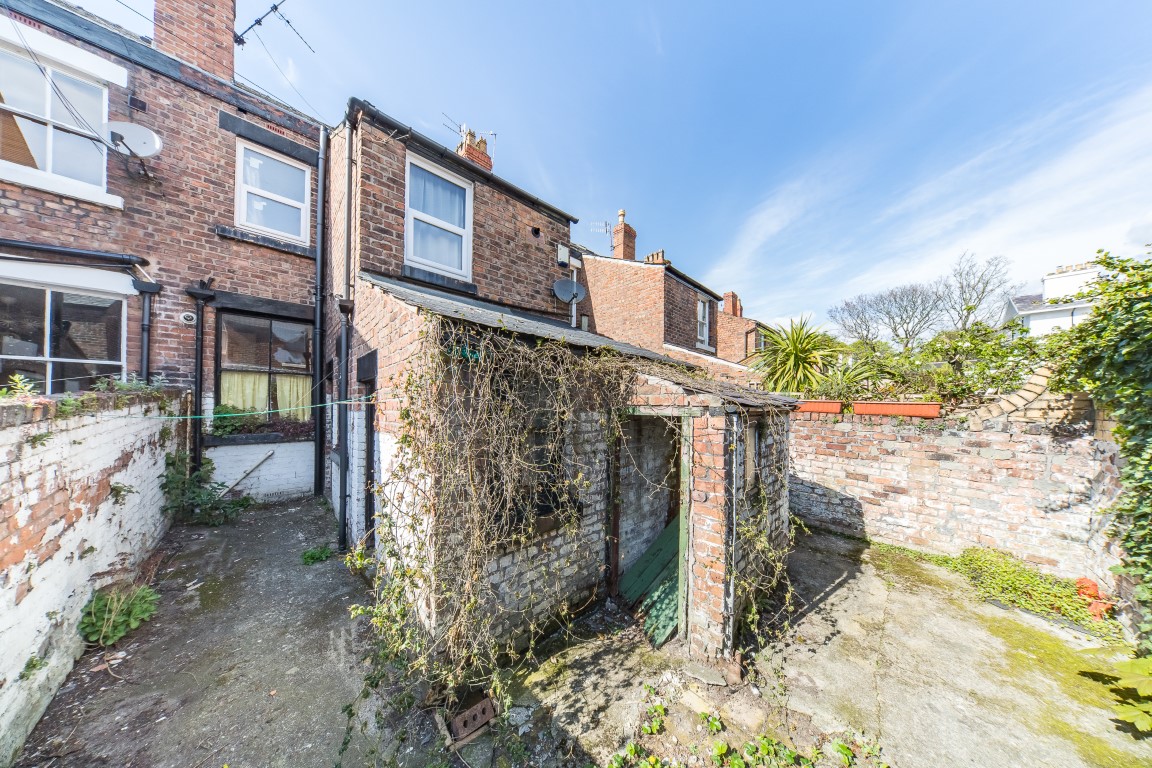 Southwood Road, Aigburth, L17 1 Bedroom Ground Floor Flat For Sale