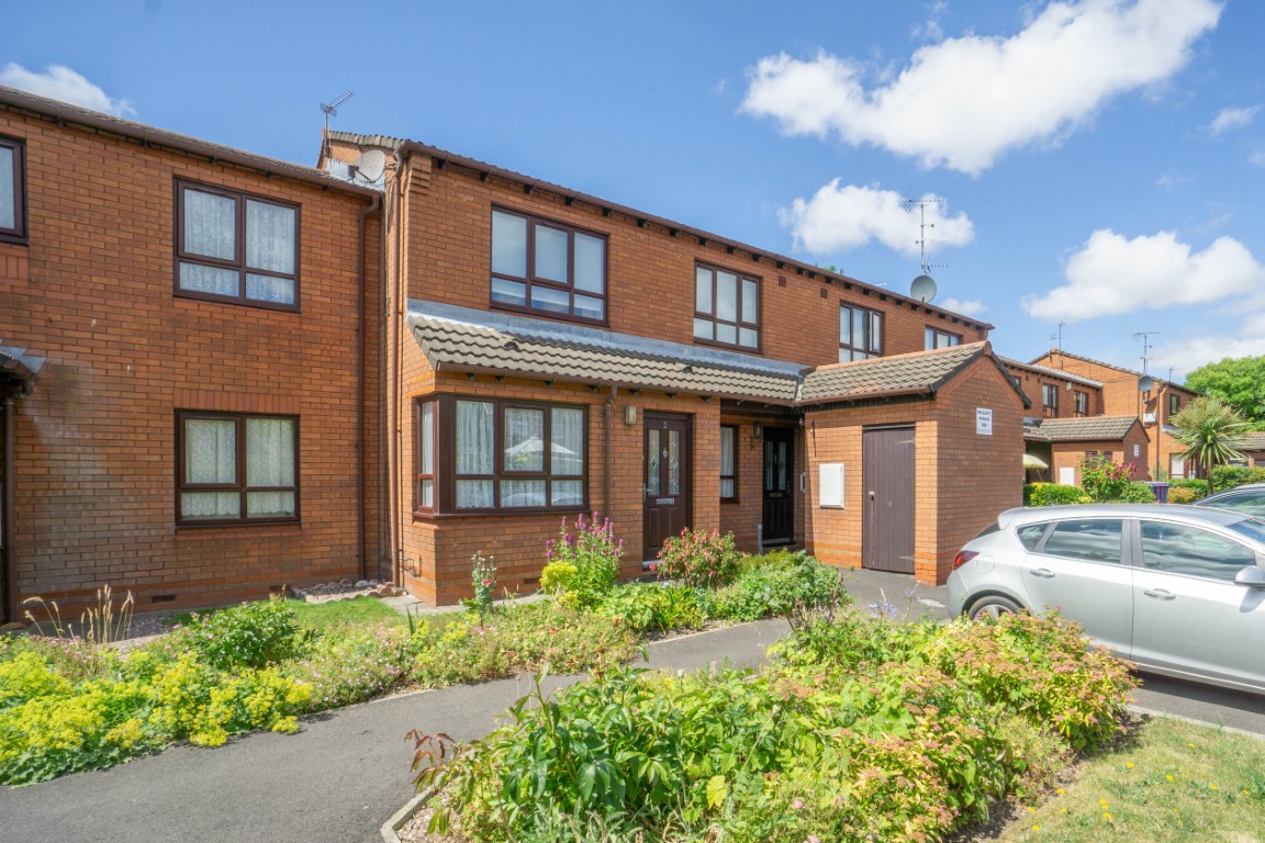 Larch Grove, Wavertree, L15 2 Bedroom Apartment For Sale