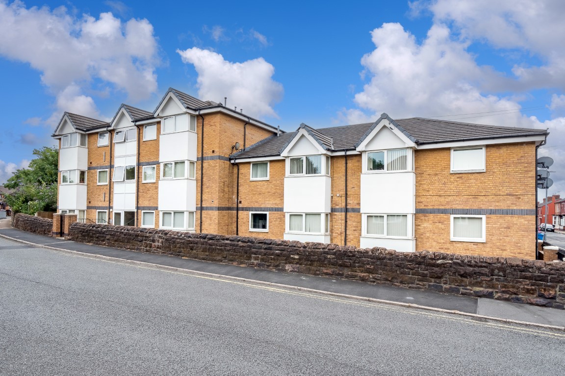 Earp Street, Garston, L19 1 Bedroom Flat For Sale