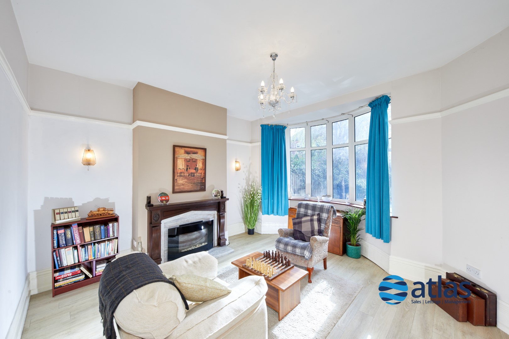 Queens Drive, Mossley Hill, L18 6 Bedroom SemiDetached House For Sale