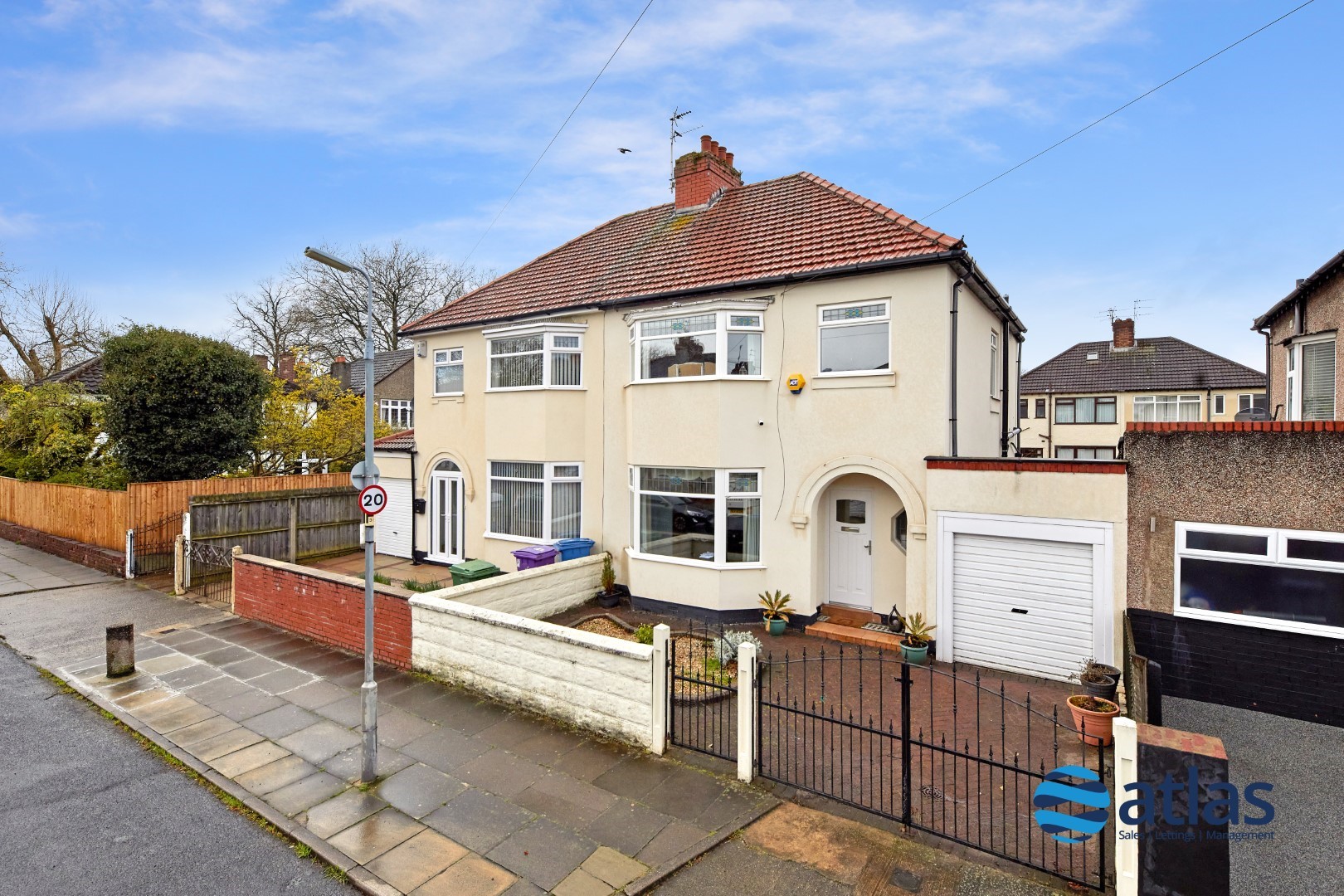 Ryegate Road, Grassendale, L19 3 Bedroom SemiDetached House For Sale
