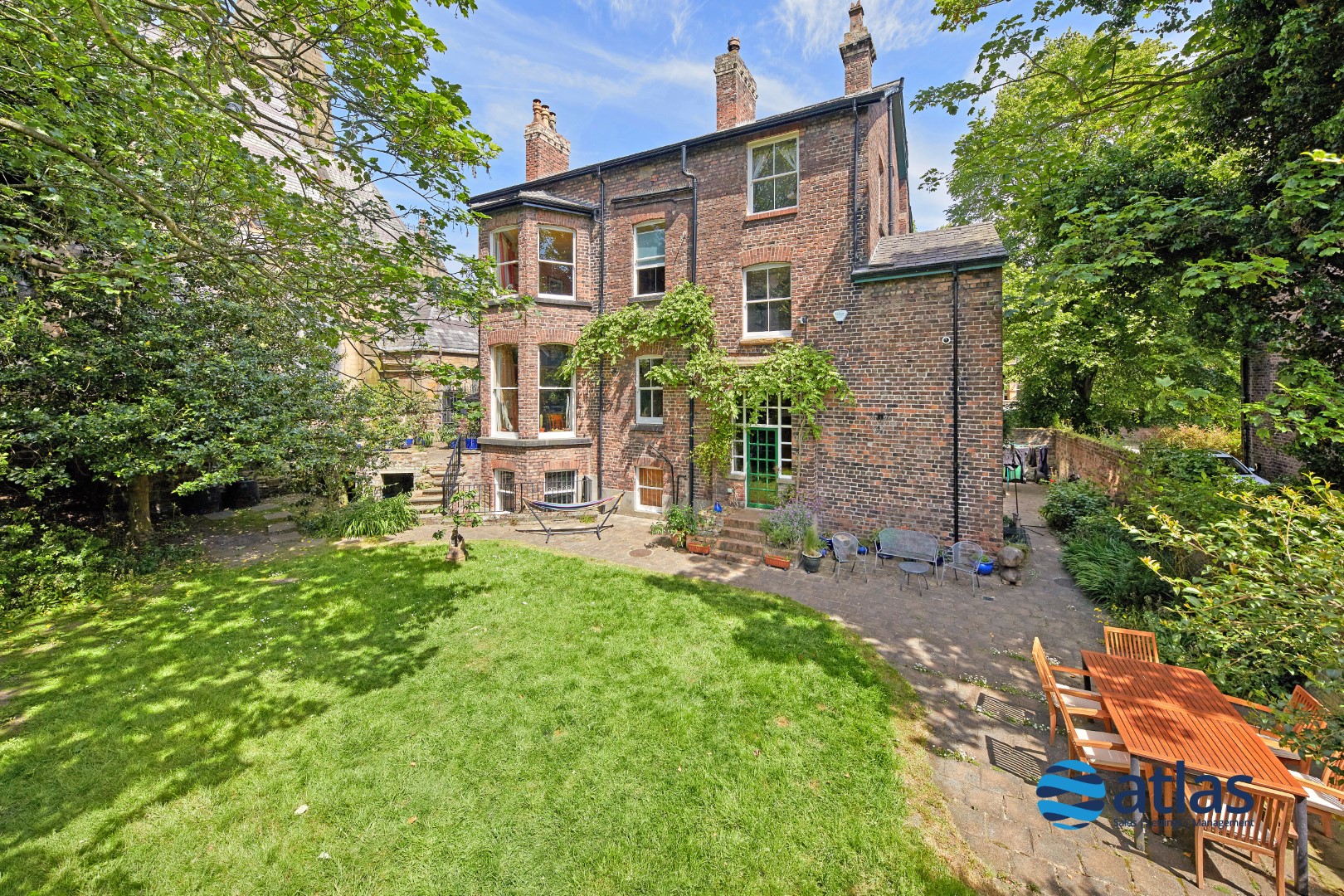 Lane, Sefton Park, L17 8 Bedroom Detached House For Sale