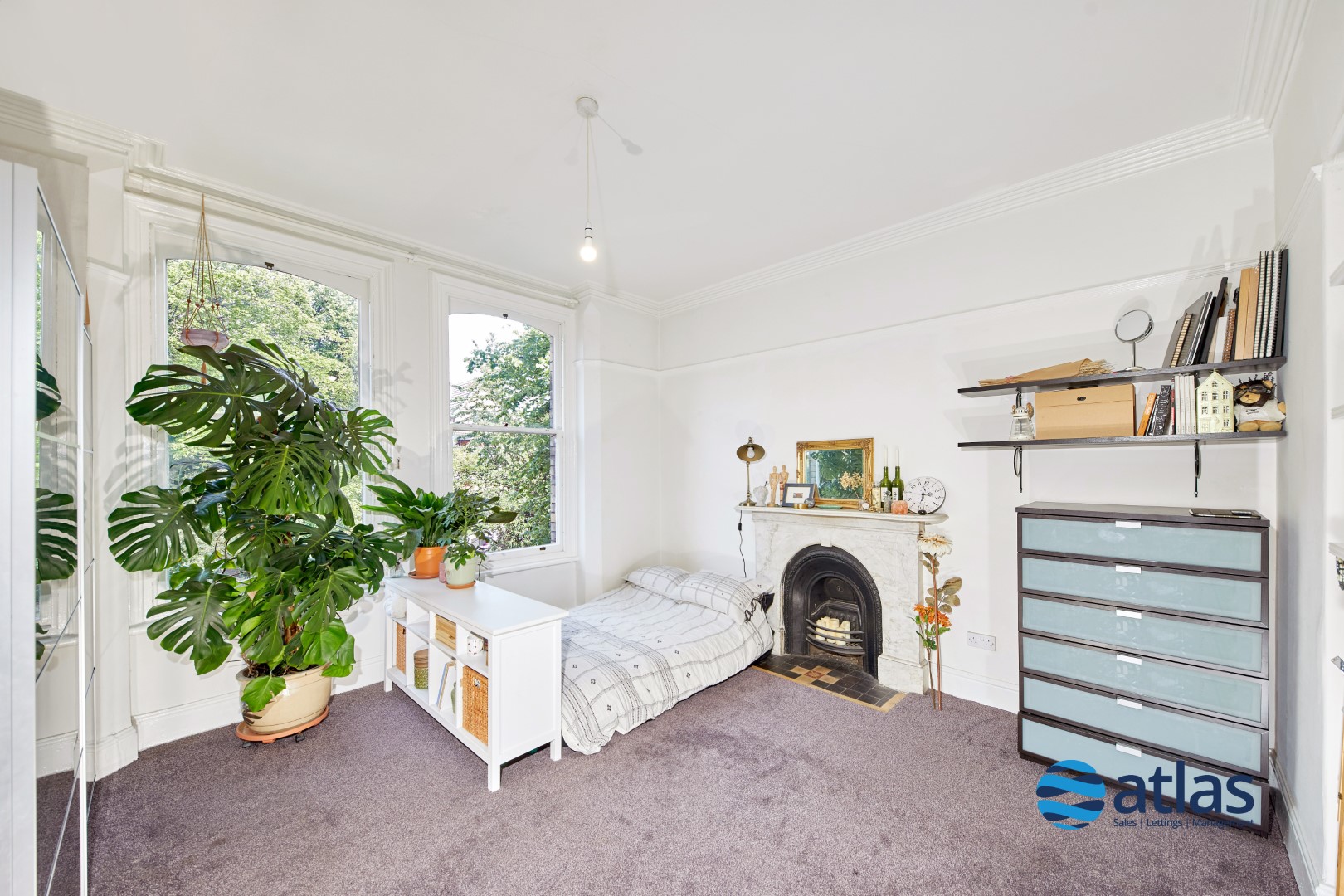 Lane, Sefton Park, L17 8 Bedroom Detached House For Sale