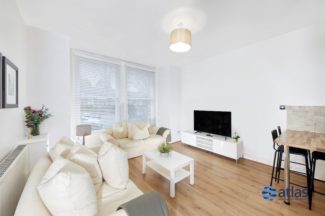 Elmsley Road, Mossley Hill, L18 2 Bedroom Flat For Sale