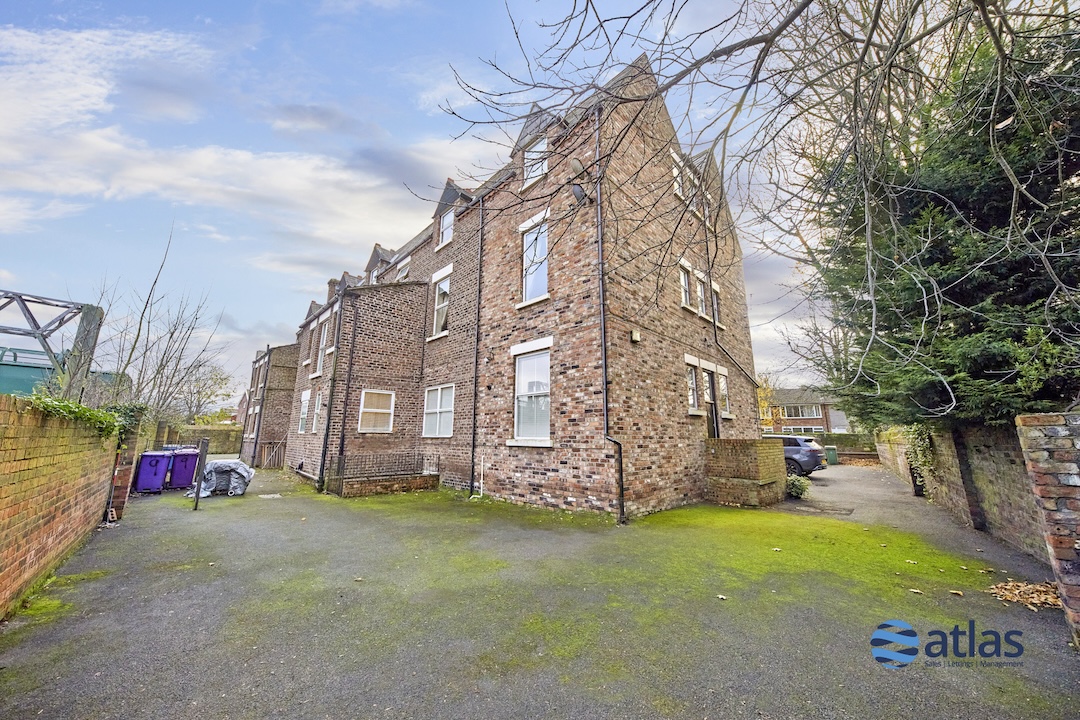 Elmsley Road, Mossley Hill, L18 2 Bedroom Flat For Sale