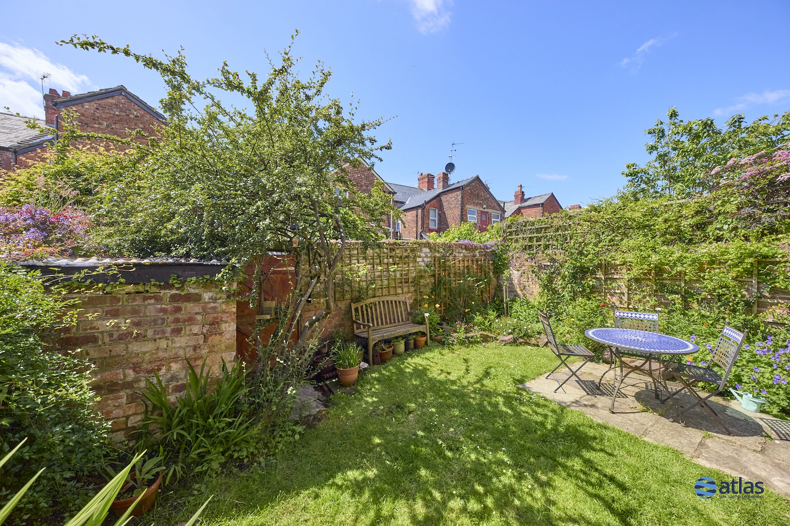 Halkyn Avenue, Sefton Park, L17 4 Bedroom Terraced House For Sale