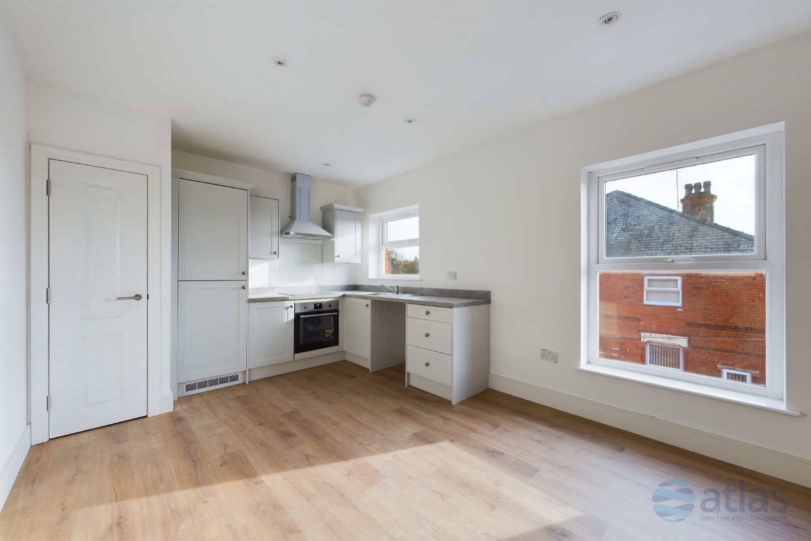 Kitchen/Living Area