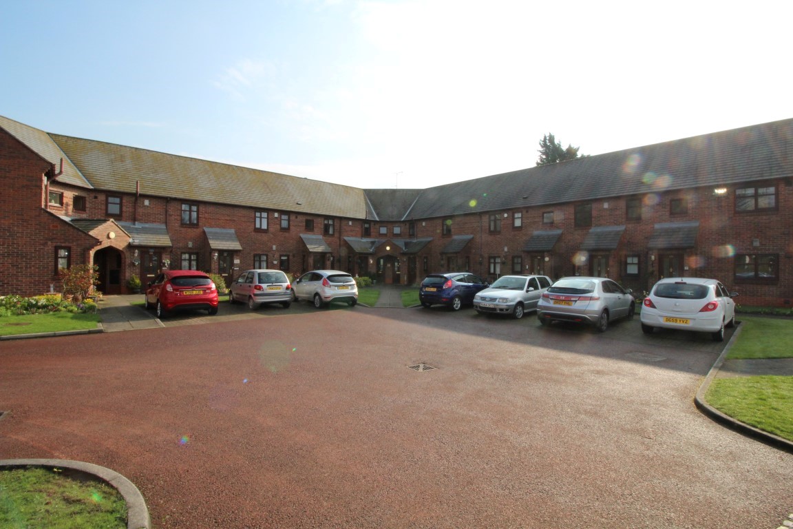 Church Road, Woolton, L25 2 Bedroom Retirement Property For Sale