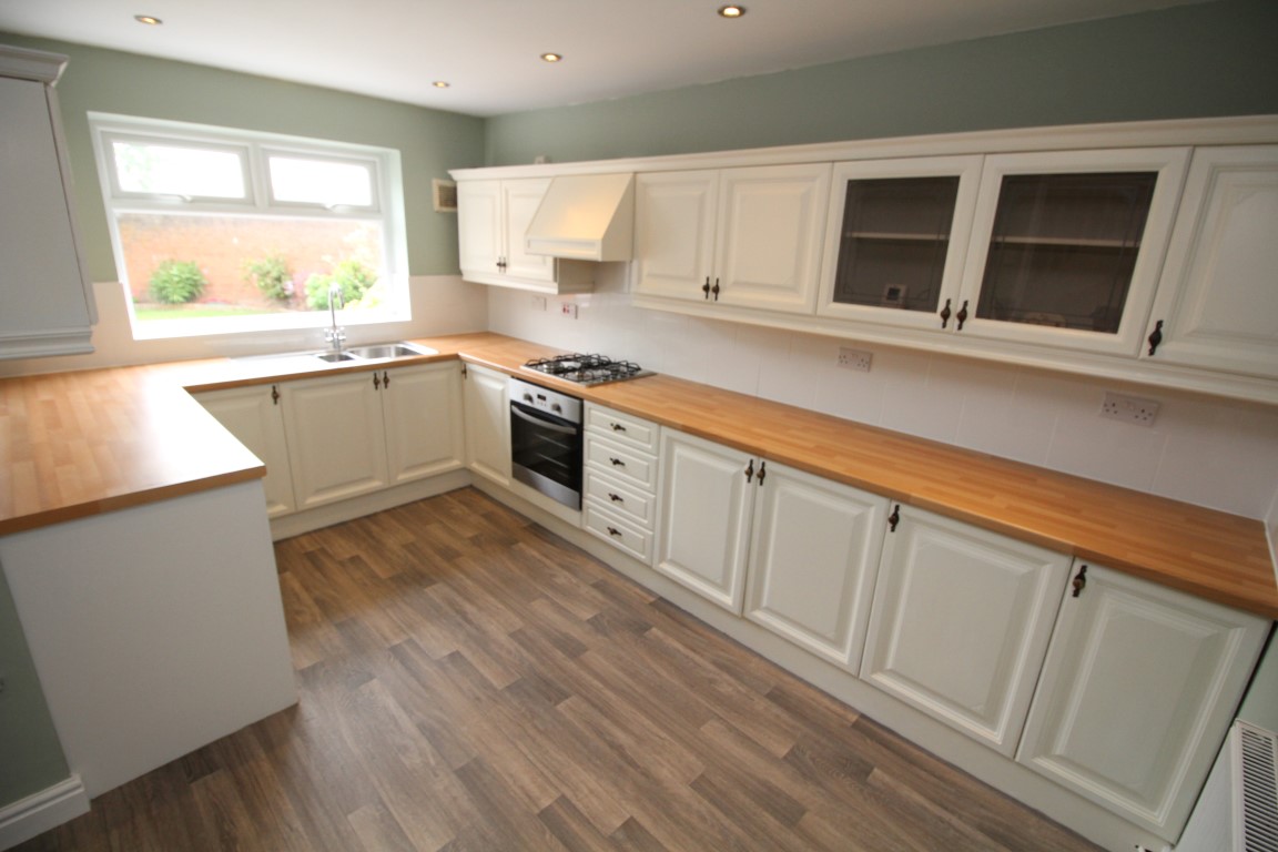 Kirkburn Close, Dingle, L8 3 Bedroom End of Terrace House To Let