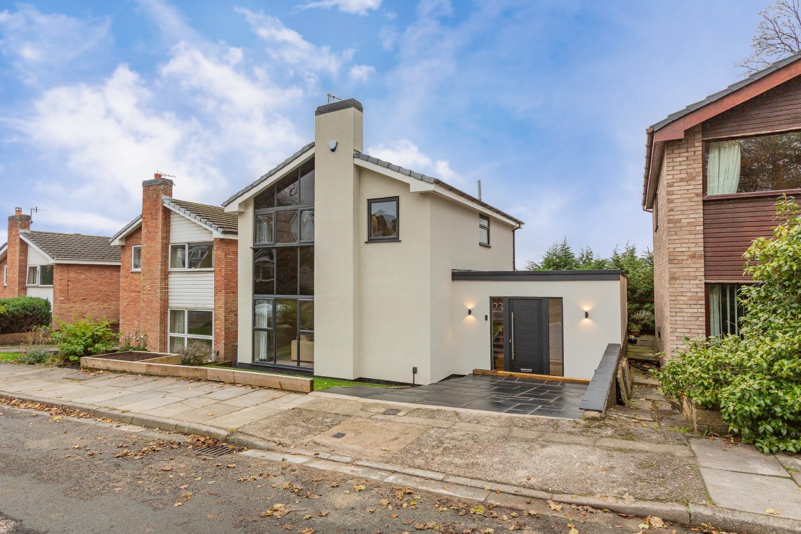 Hillview Gardens, Woolton, L25 4 Bedroom Detached House For Sale